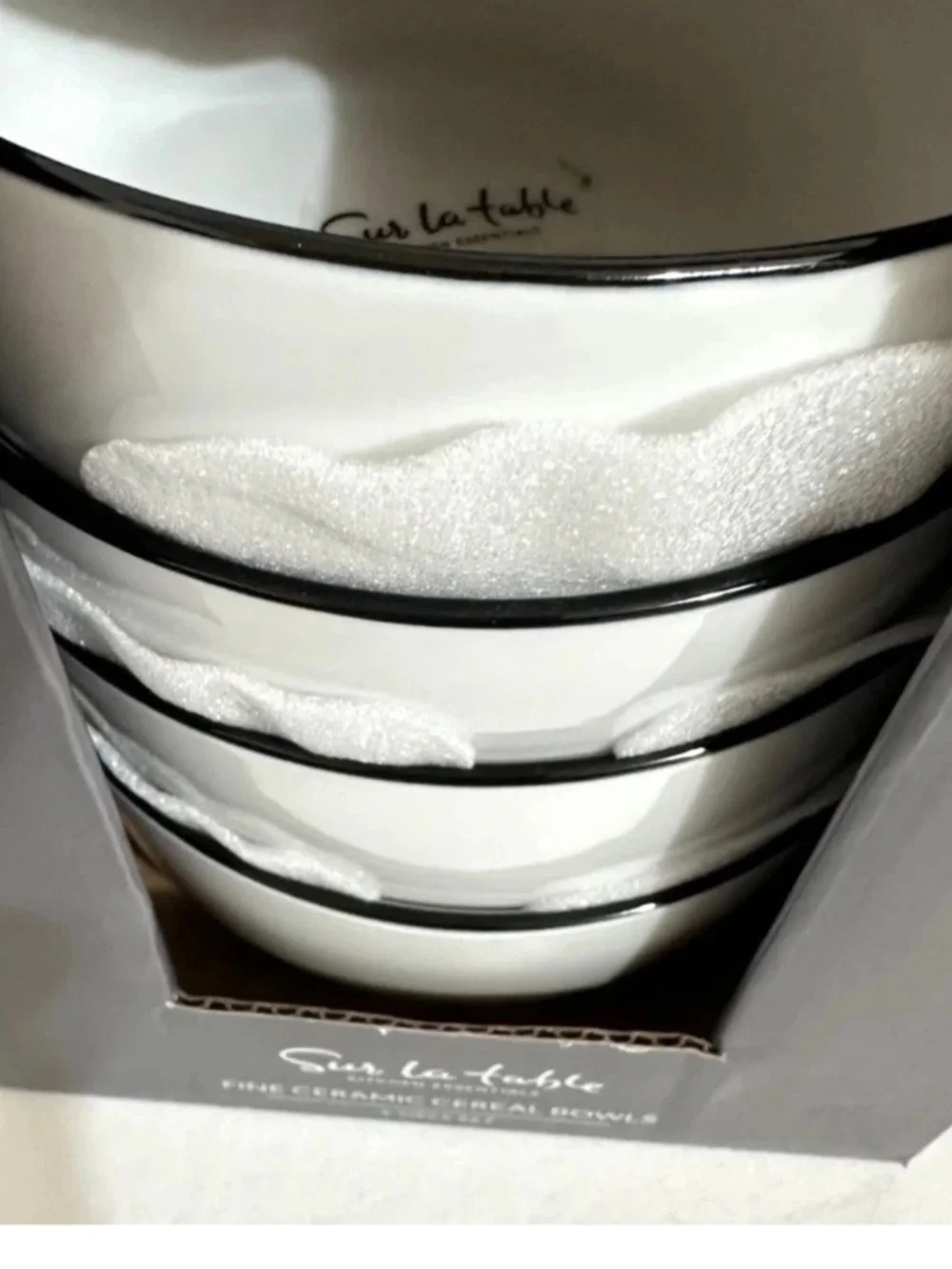 4 Sur La Table Fine Ceramic 5.75” Cereal Bowls White / Black Rim Set of 4 New